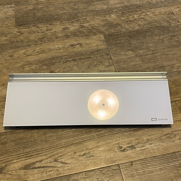 dry erase - Picture 1 of 3